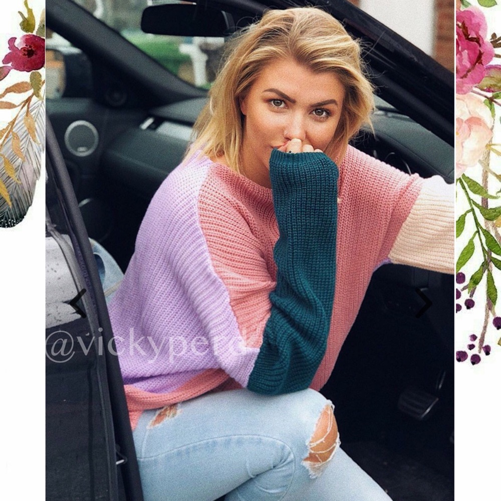 LAST ONE M/L Lilac Reversible Color Block Sweater - Picture 4 of 8